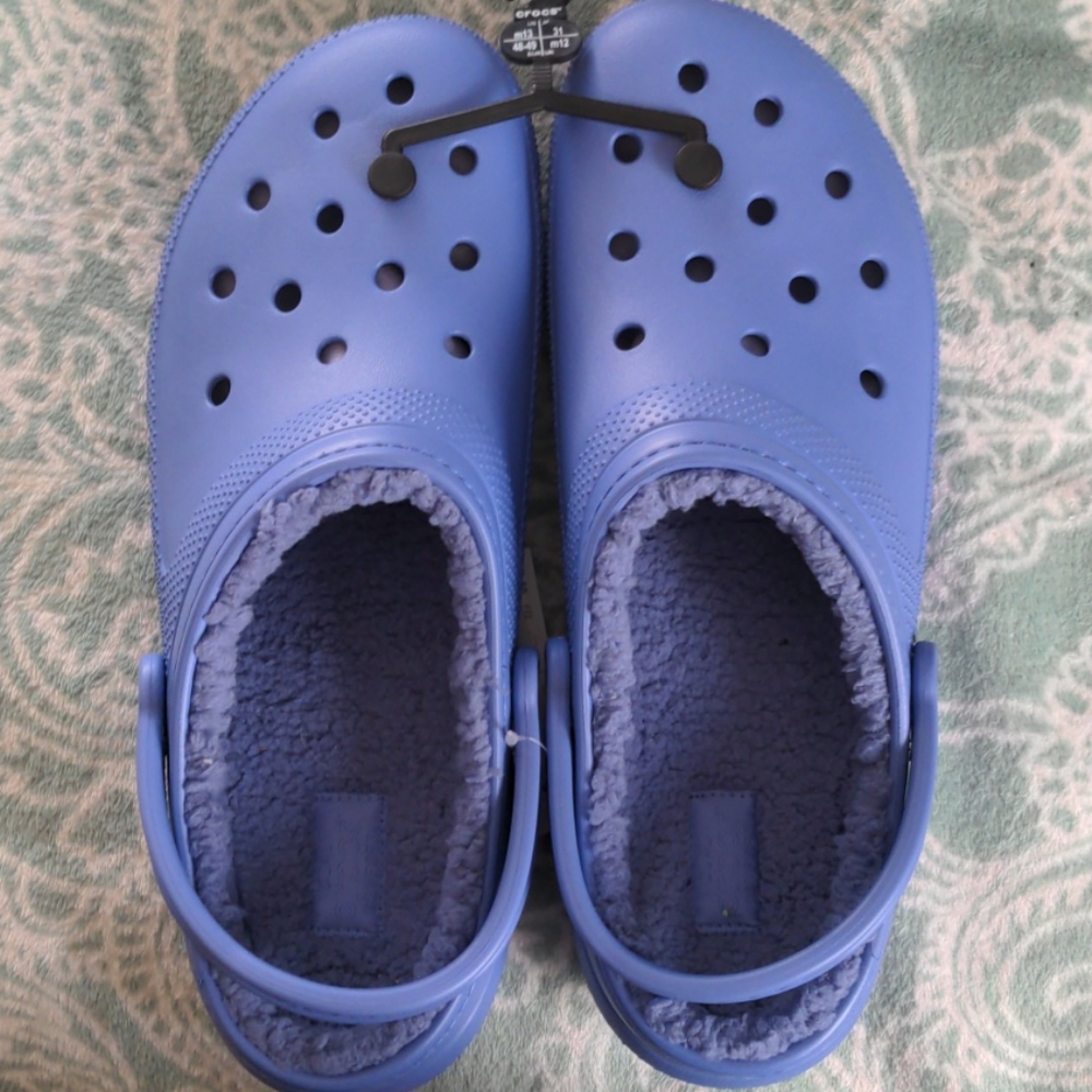 Blue fur lined Crocs - Picture 1 of 2